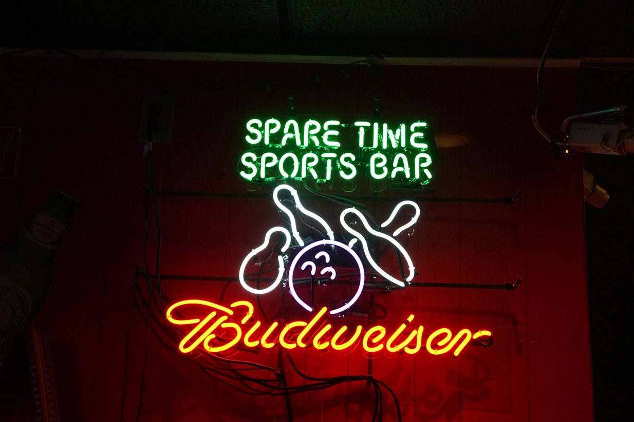 Spare time sports bar sign